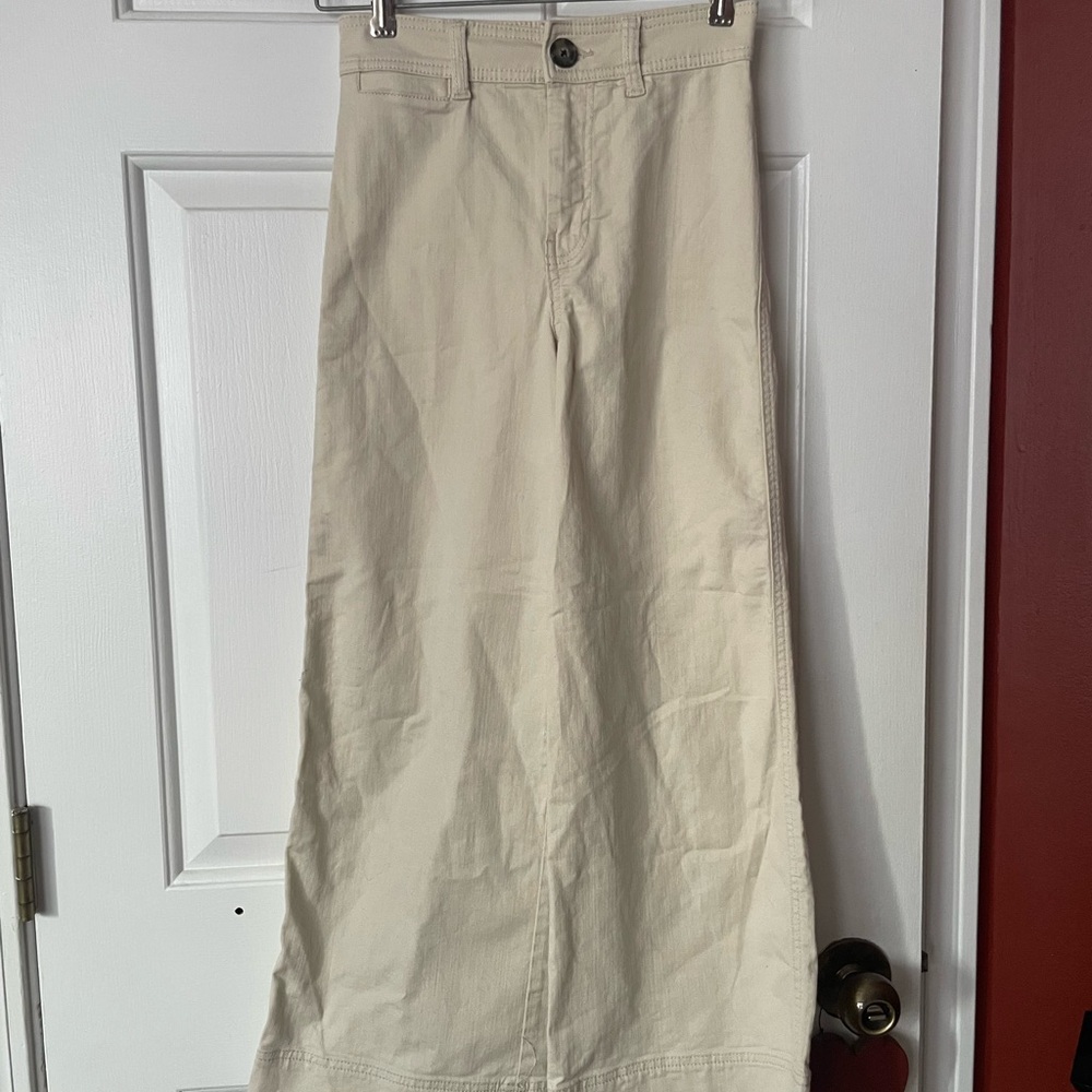 H&M Beige Skirt